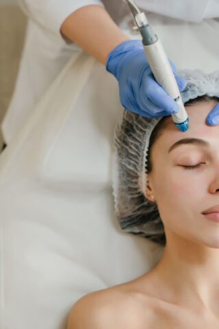 Hydra Facial